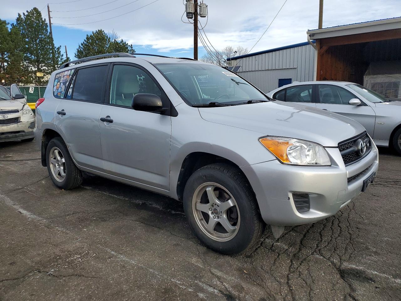 2010 TOYOTA RAV4 BASE photo 7