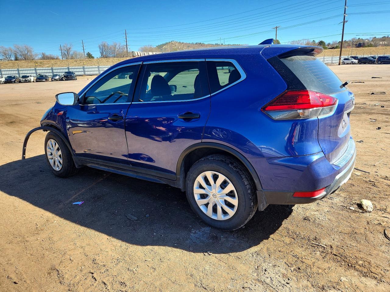 2017 NISSAN ROGUE S photo 4