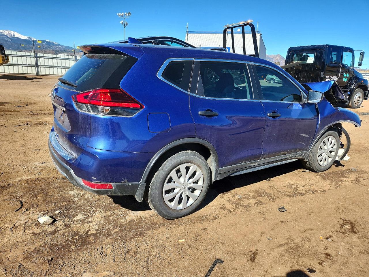 2017 NISSAN ROGUE S photo 7