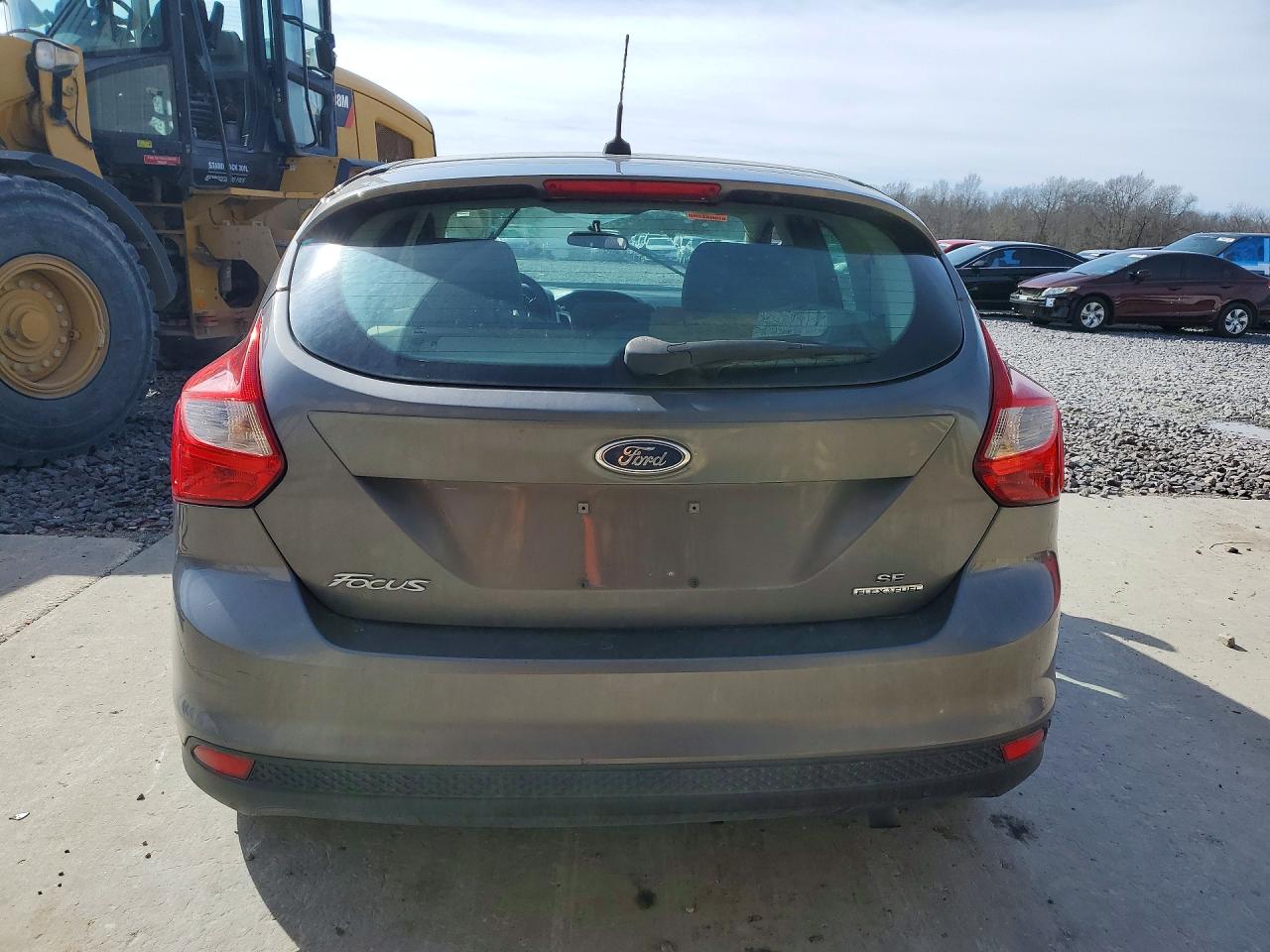 2013 FORD FOCUS SE photo 11