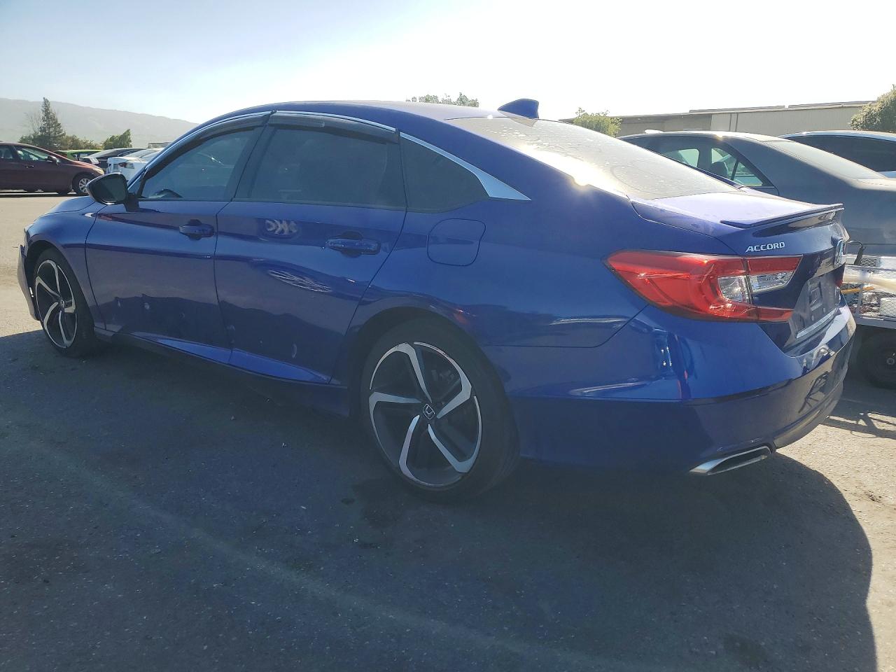 2020 HONDA ACCORD SPORT photo 2
