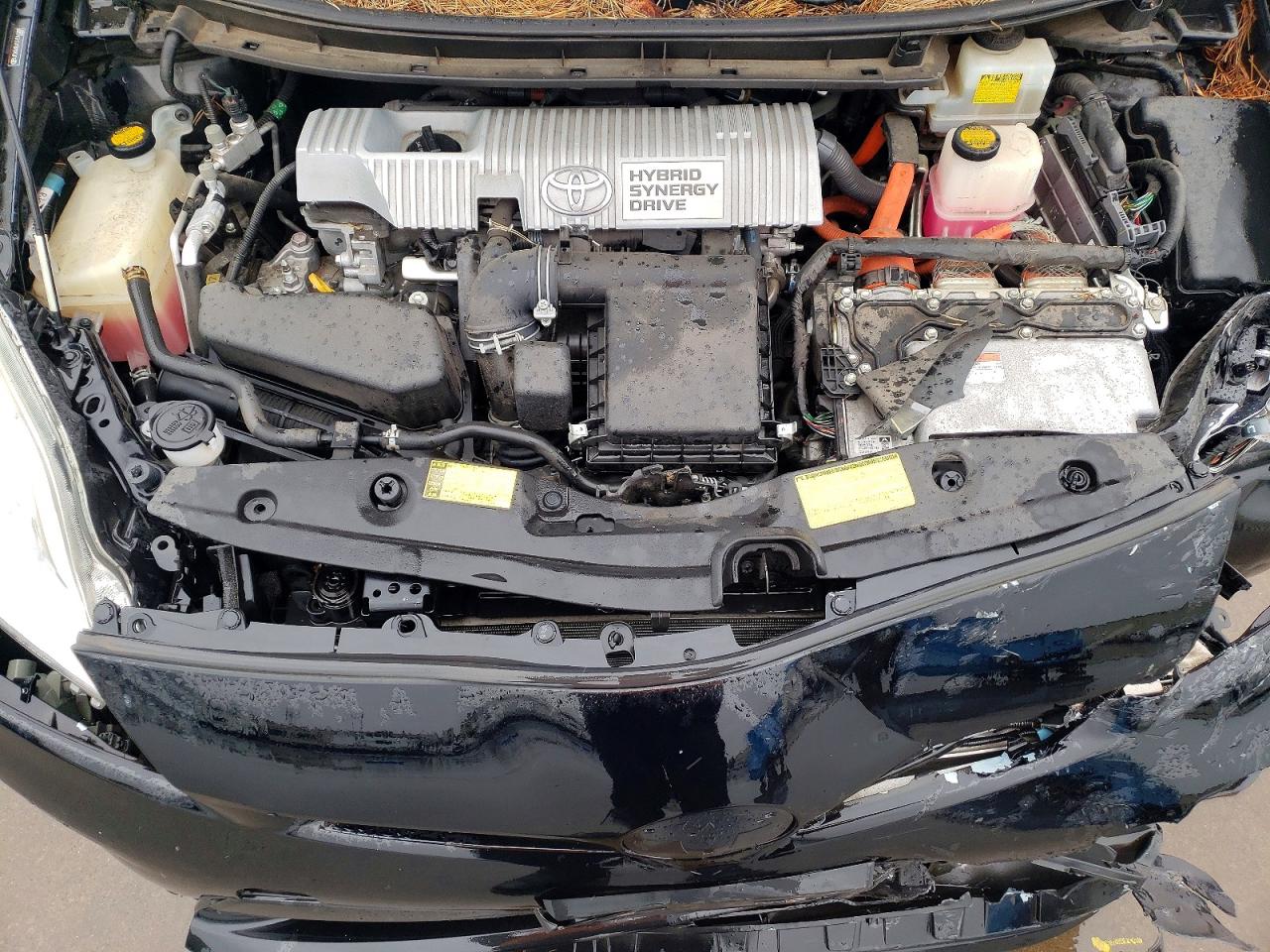 2012 TOYOTA PRIUS THREE photo 11