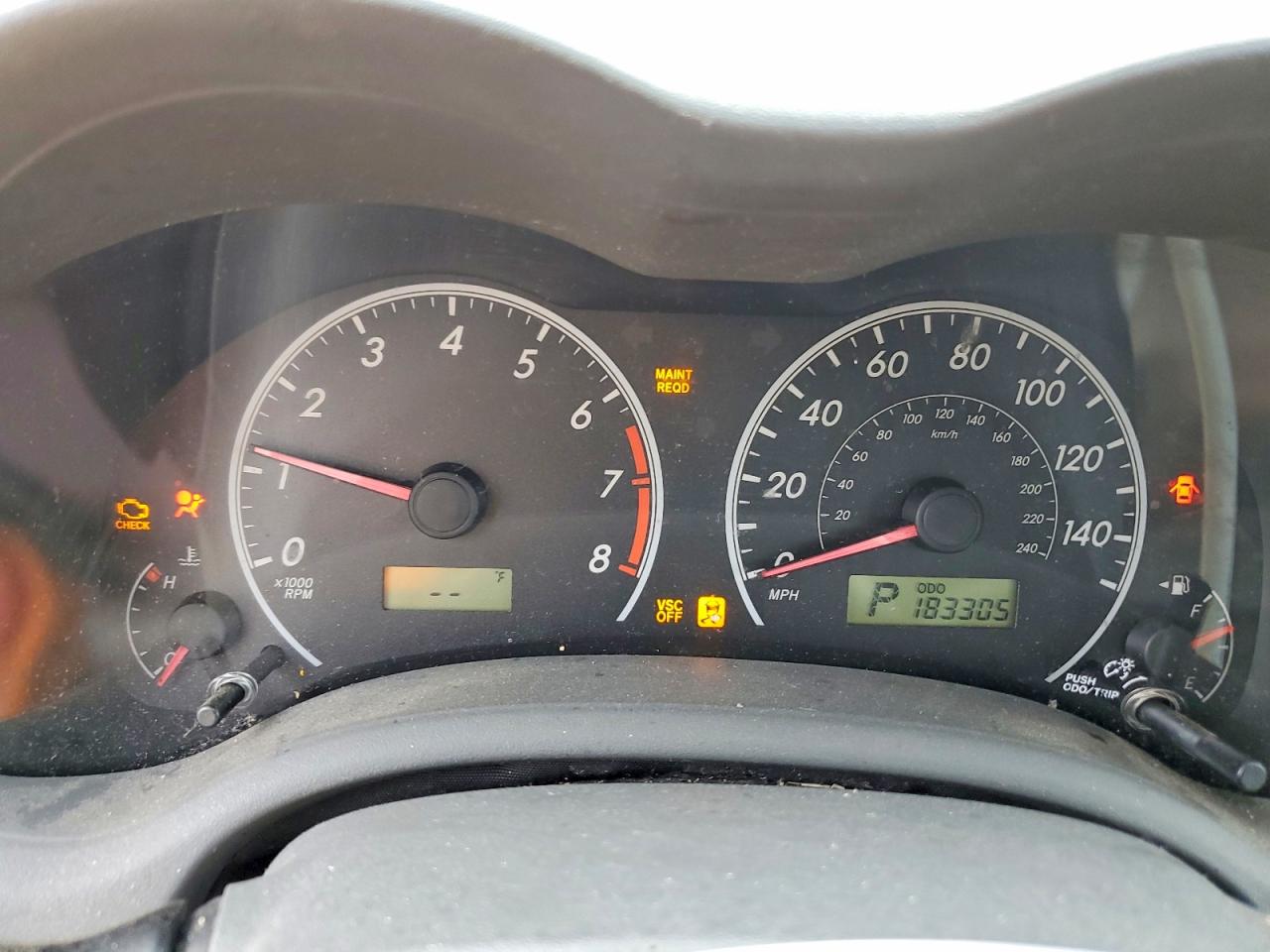 2010 TOYOTA COROLLA LE photo 25