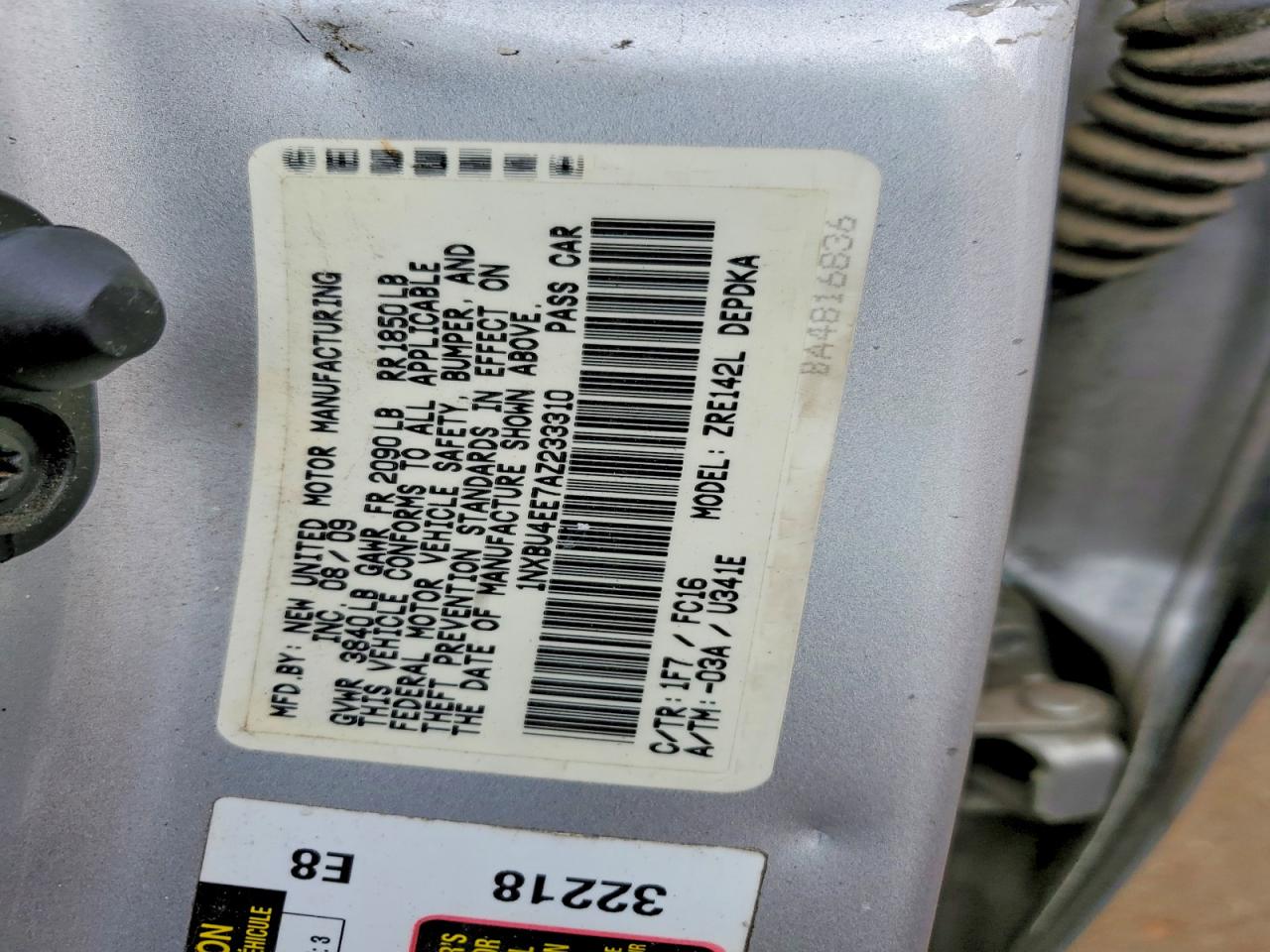 2010 TOYOTA COROLLA LE photo 34