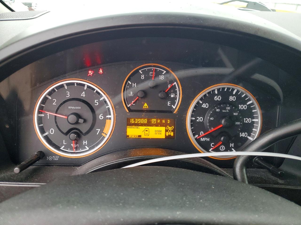 2011 NISSAN TITAN S photo 33
