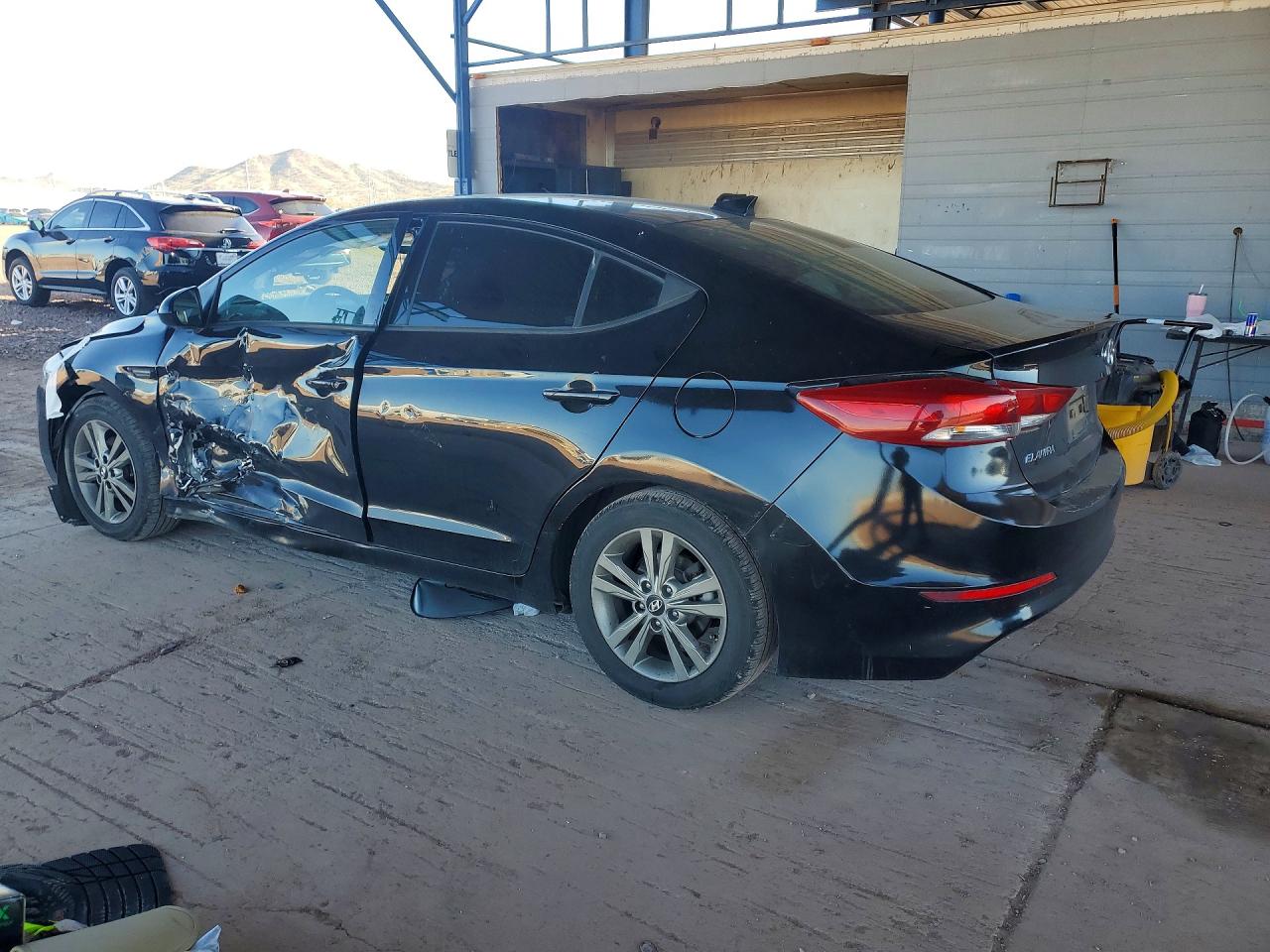 2018 HYUNDAI ELANTRA VALUE EDITION photo 3
