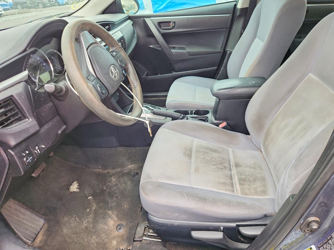 2015 TOYOTA COROLLA L photo 19