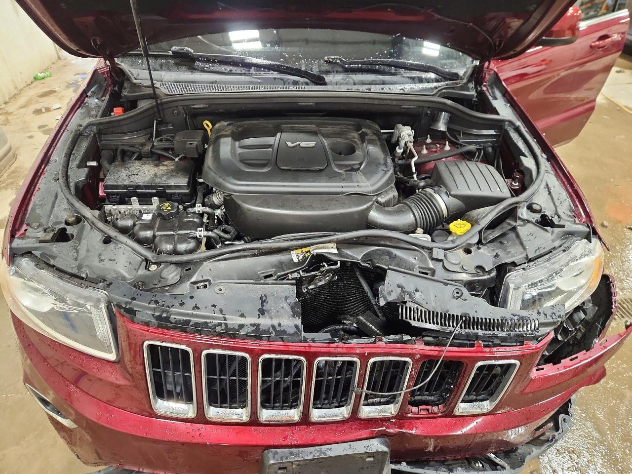 2016 JEEP GRAND CHEROKEE LAREDO photo 23