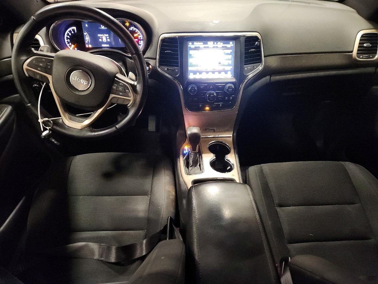 2016 JEEP GRAND CHEROKEE LAREDO photo 15