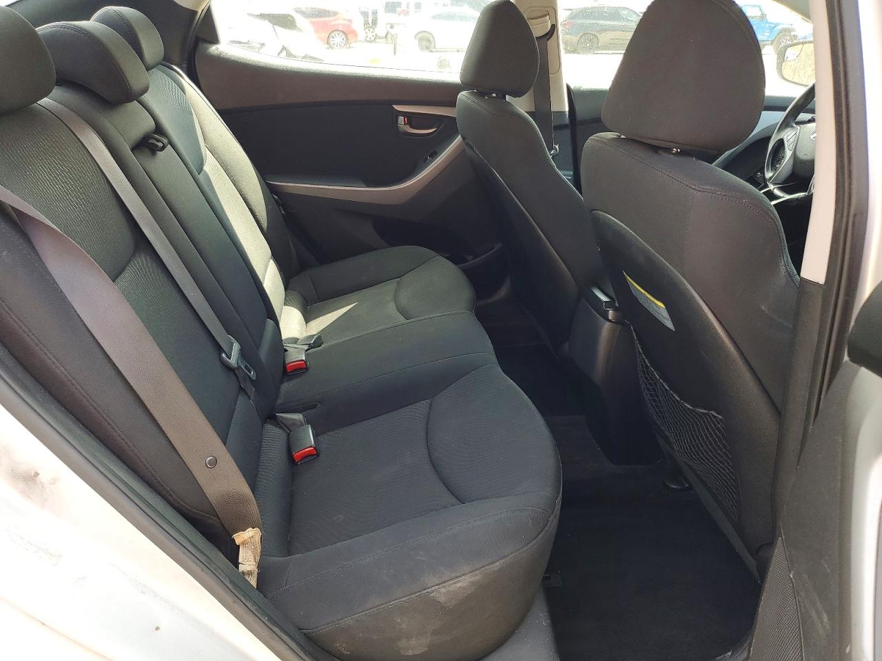 2015 HYUNDAI ELANTRA SE photo 10