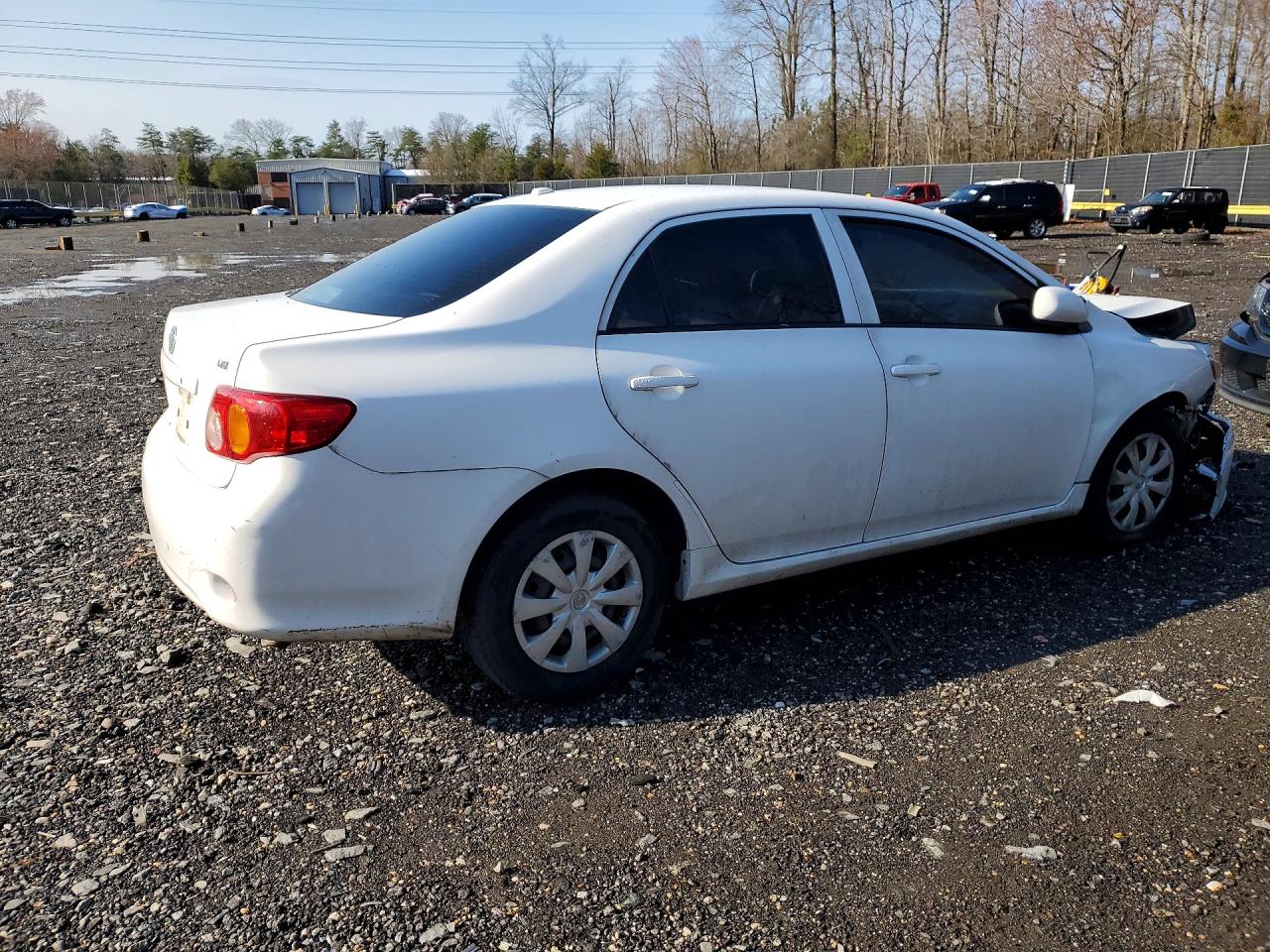 2010 TOYOTA COROLLA LE photo 3