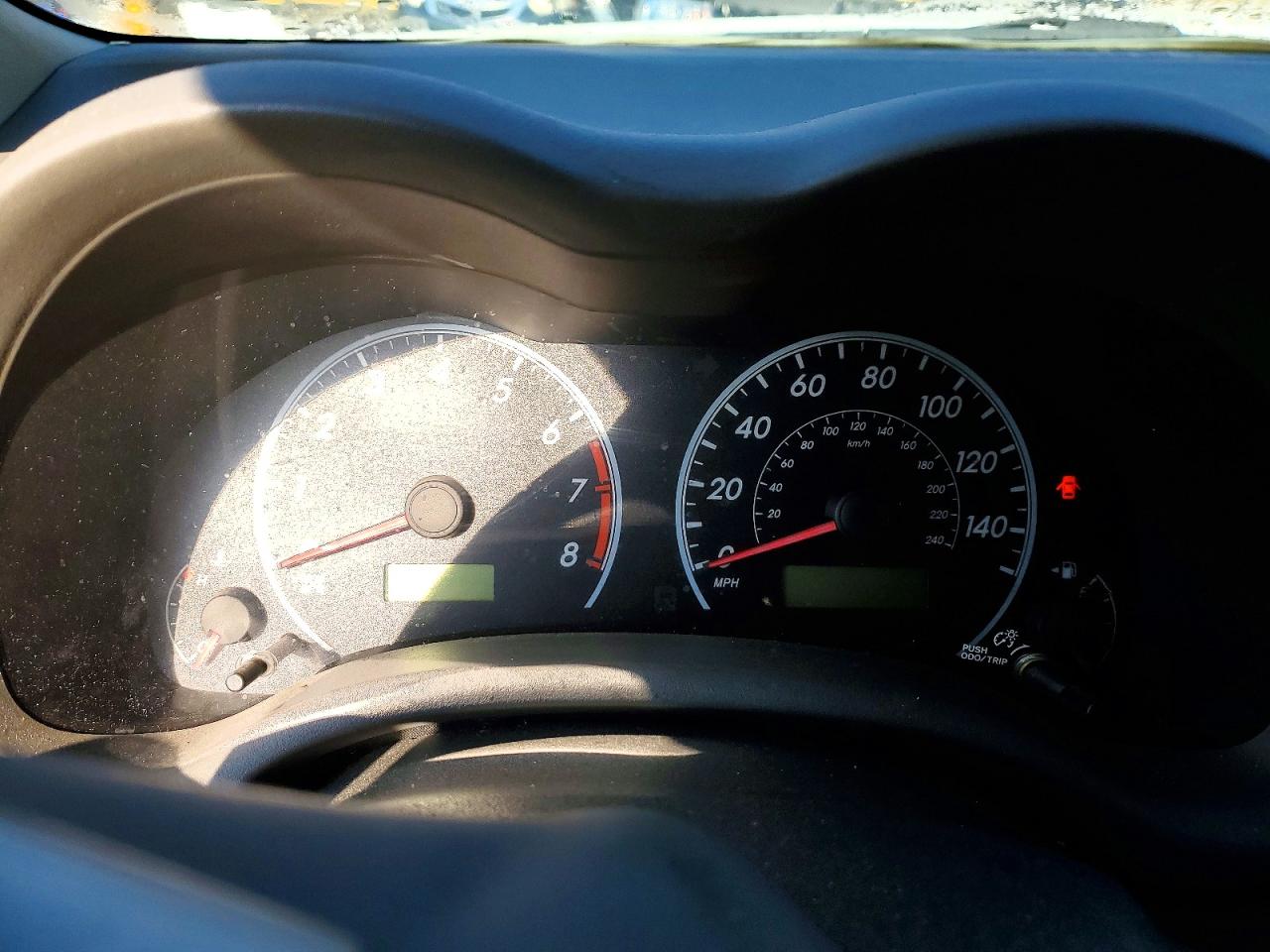2010 TOYOTA COROLLA LE photo 9