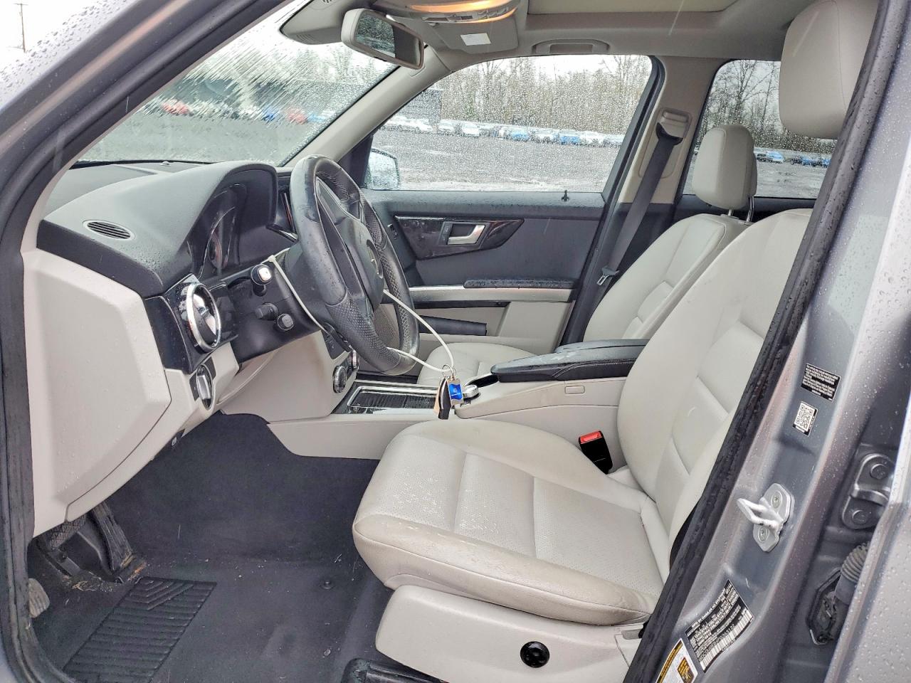 2015 MERCEDES-BENZ GLK 250 BLUETEC photo 19