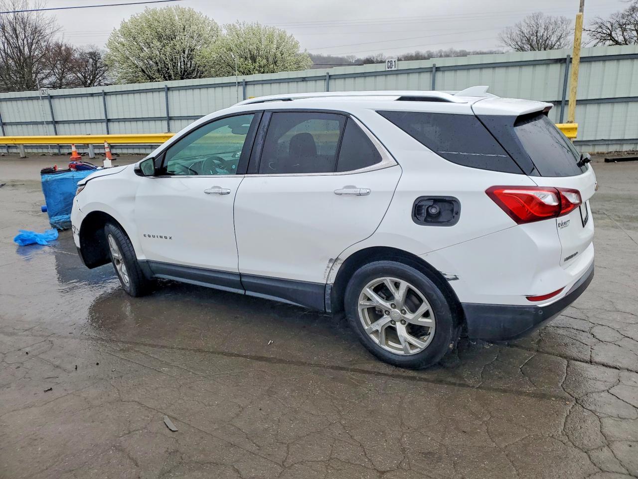 2018 CHEVROLET EQUINOX PREMIER photo 3