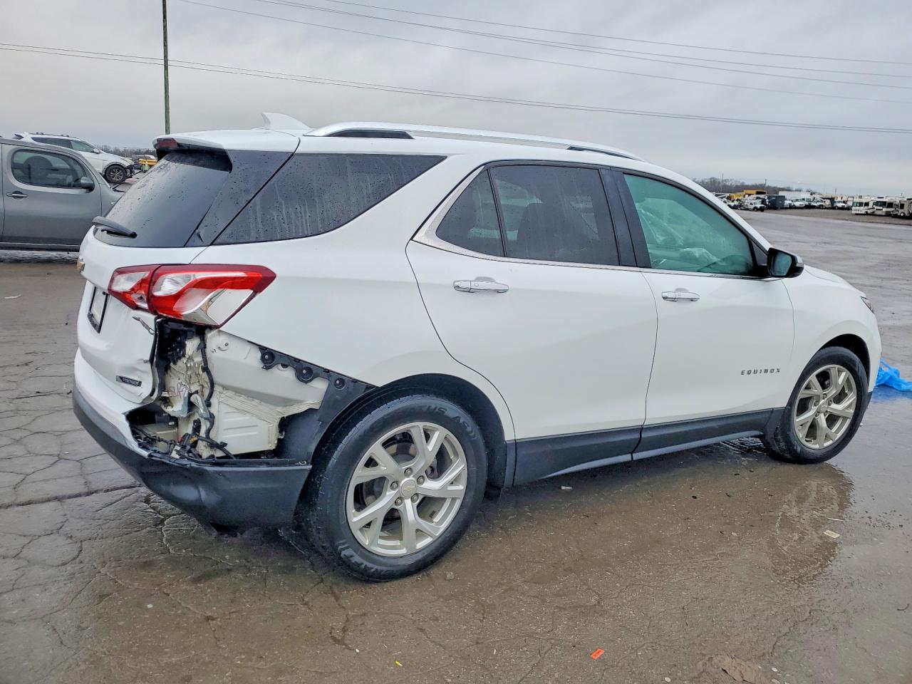 2018 CHEVROLET EQUINOX PREMIER photo 5