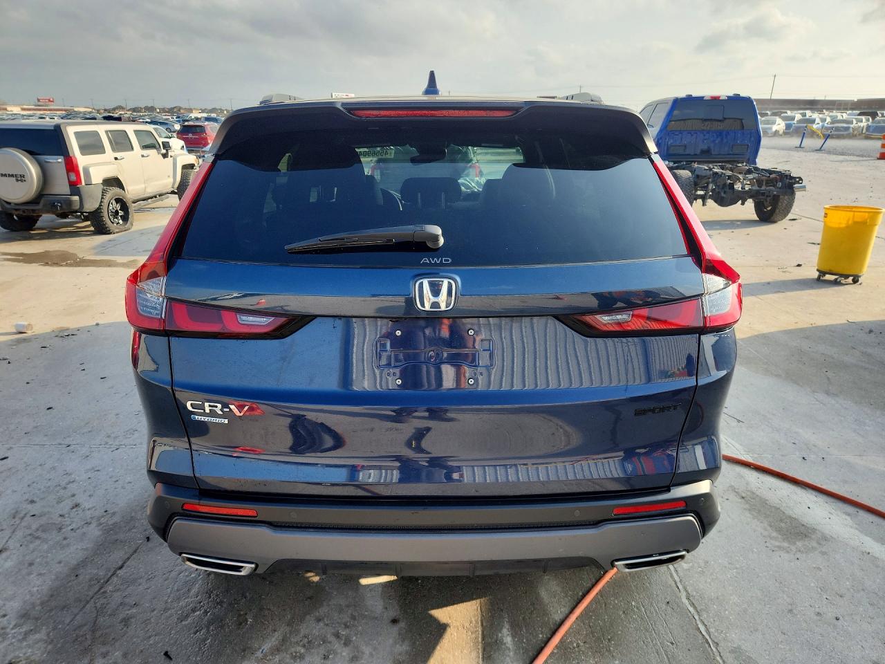 2025 HONDA CR-V SPORT-L photo 11