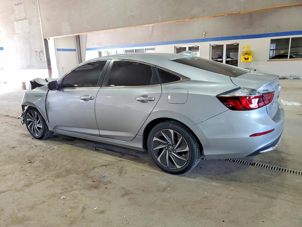 2019 HONDA INSIGHT TOURING photo 2