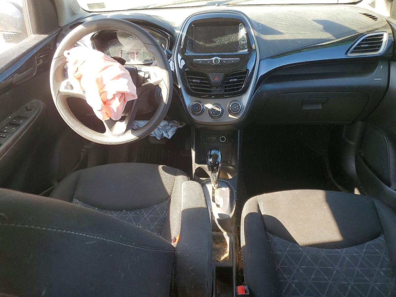 2019 CHEVROLET SPARK 1LT photo 15