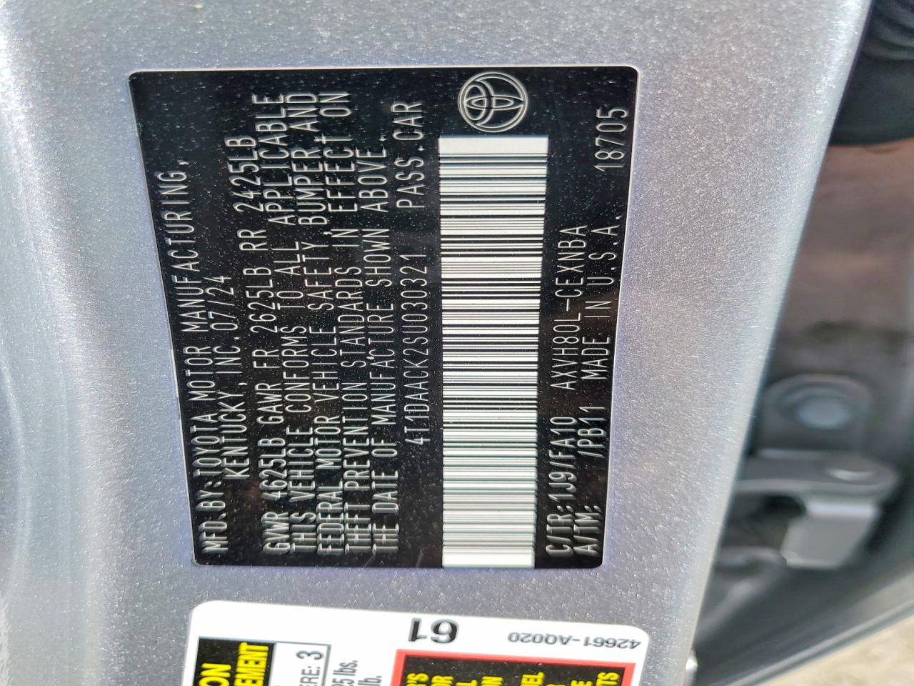 2025 TOYOTA CAMRY LE photo 23