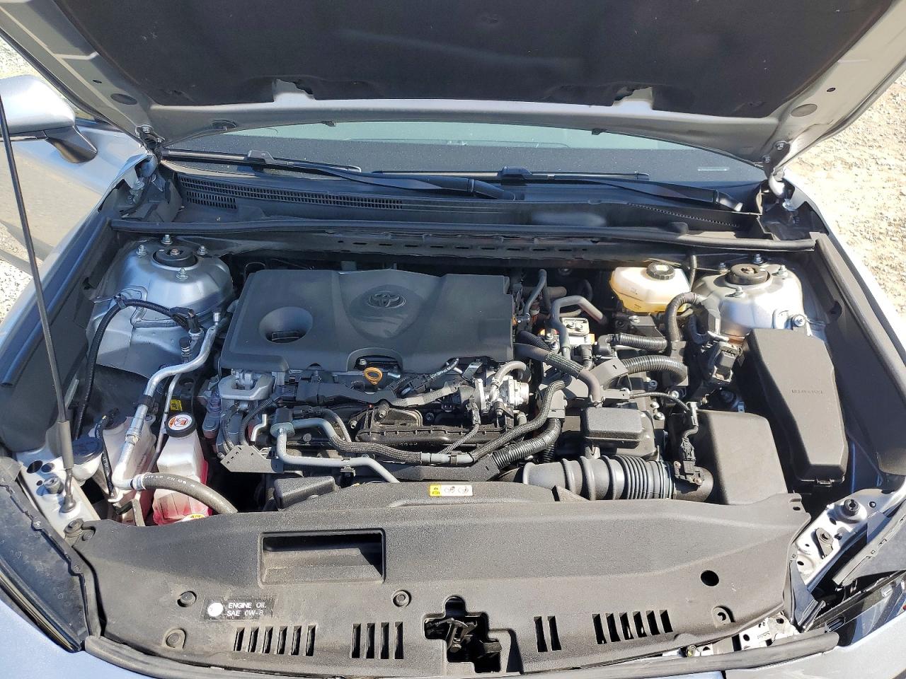 2025 TOYOTA CAMRY LE photo 21