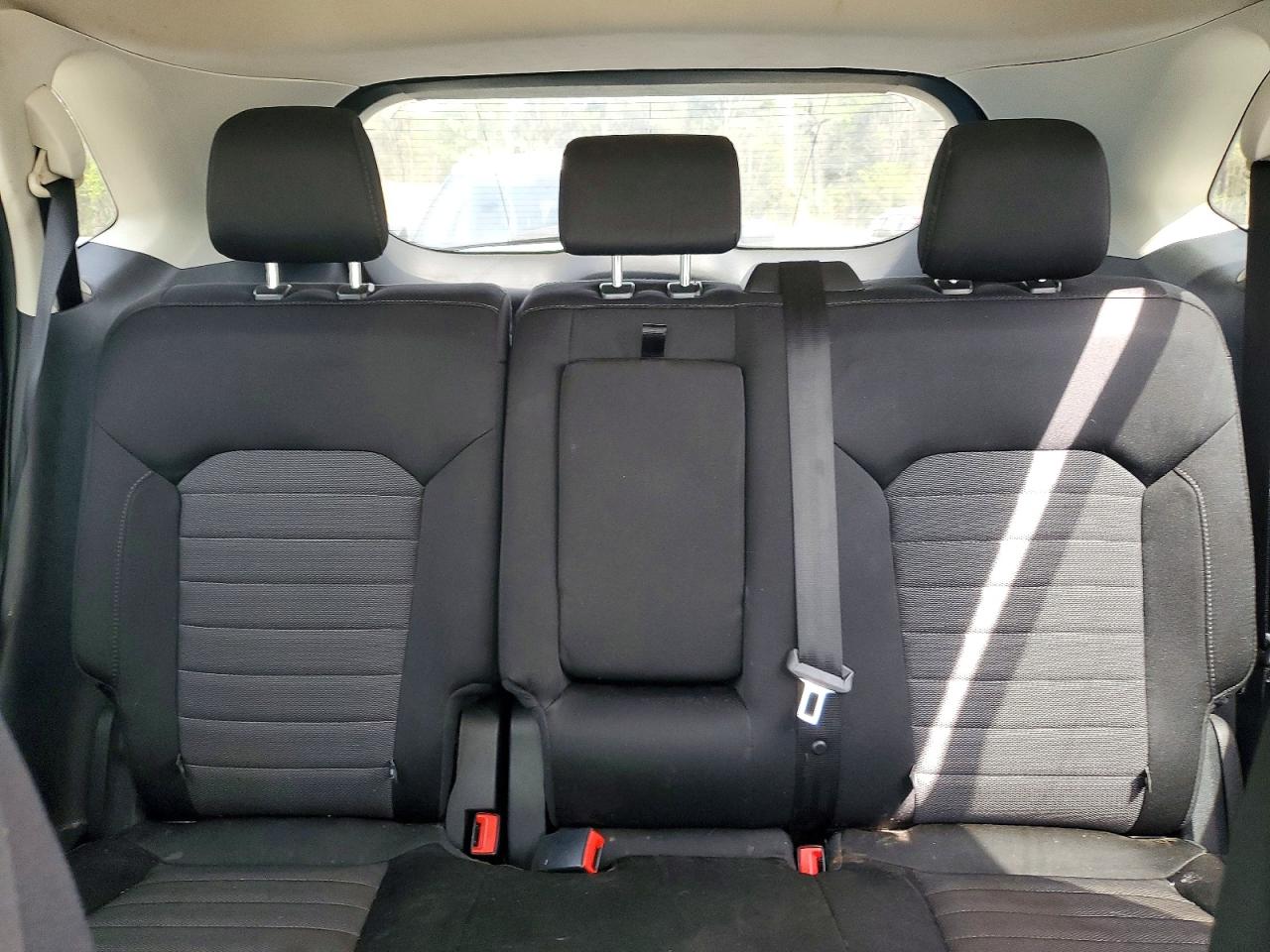 2020 FORD EDGE SE photo 19