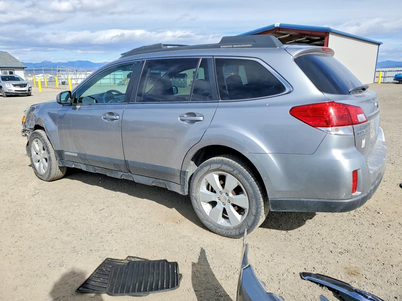 2010 SUBARU OUTBACK 2.5I PREMIUM photo 3