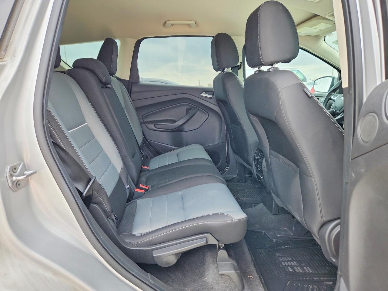 2014 FORD ESCAPE SE photo 11