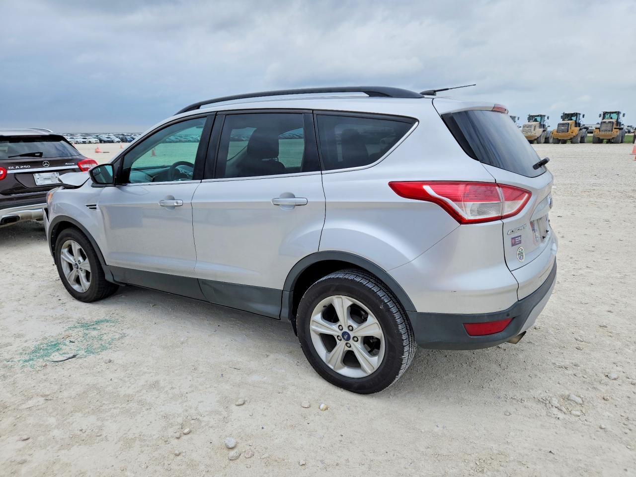 2014 FORD ESCAPE SE photo 2