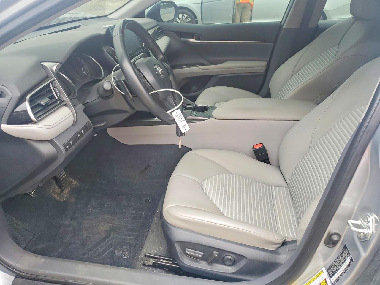2024 TOYOTA CAMRY SE photo 7