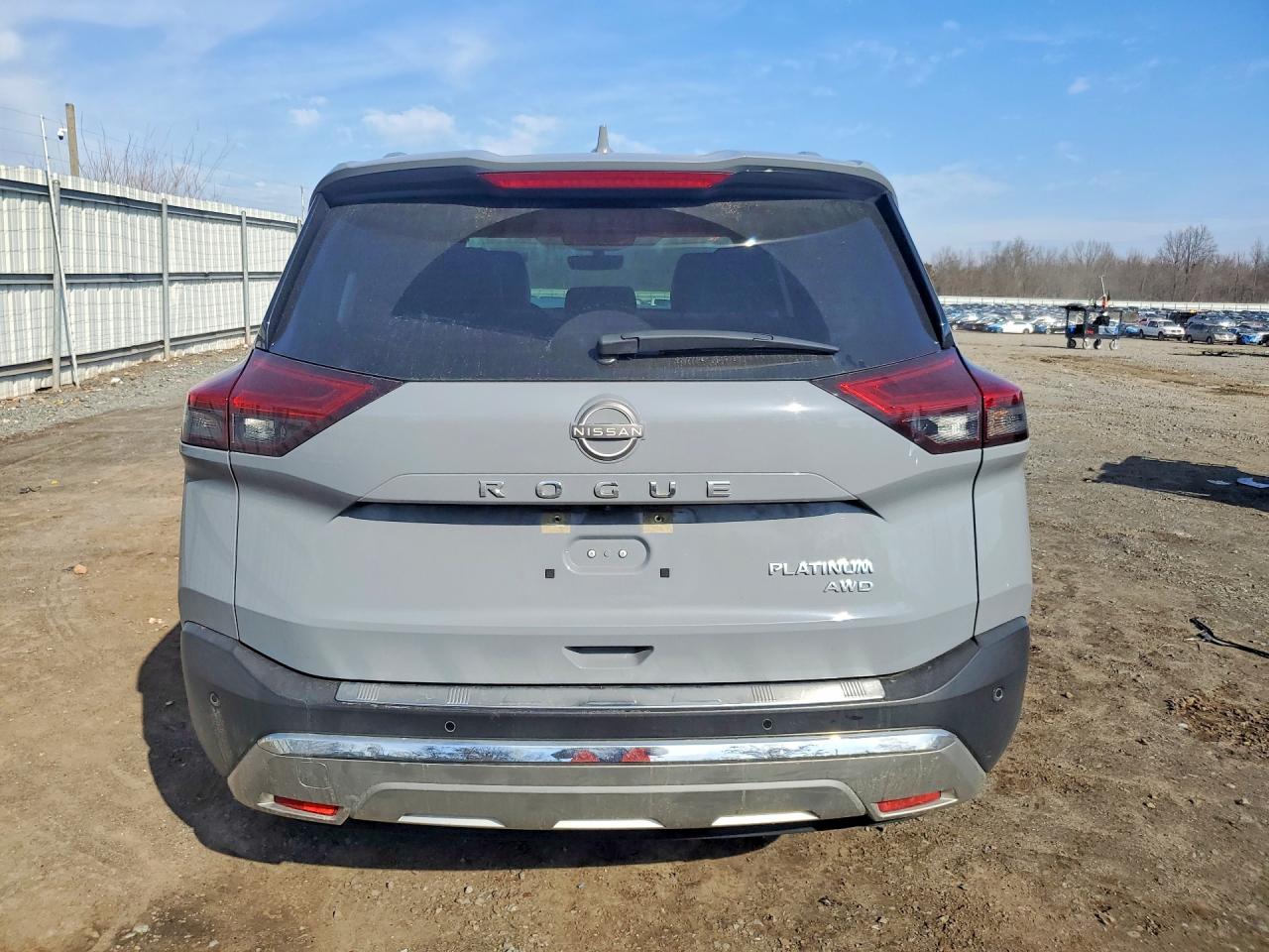 2023 NISSAN ROGUE PLATINUM photo 11