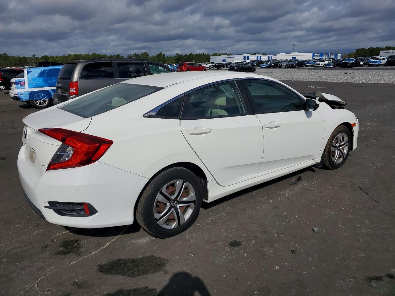 2016 HONDA CIVIC LX photo 3