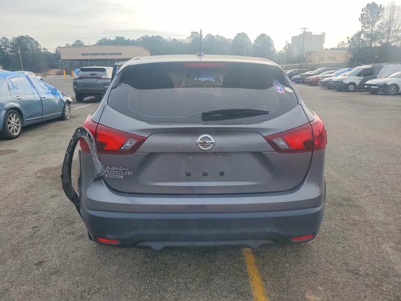 2019 NISSAN ROGUE SPORT S photo 11