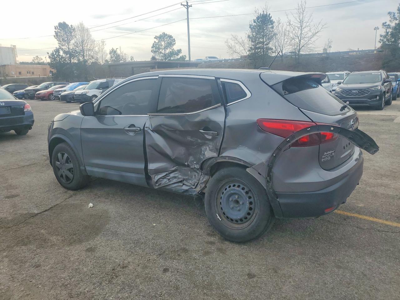 2019 NISSAN ROGUE SPORT S photo 3