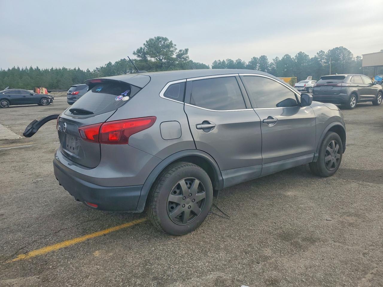 2019 NISSAN ROGUE SPORT S photo 5