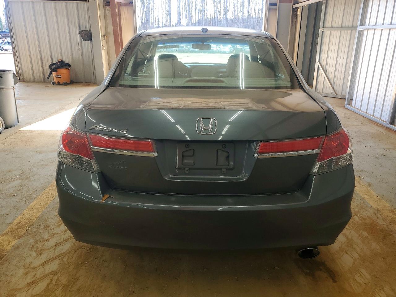 2011 HONDA ACCORD EXL photo 6