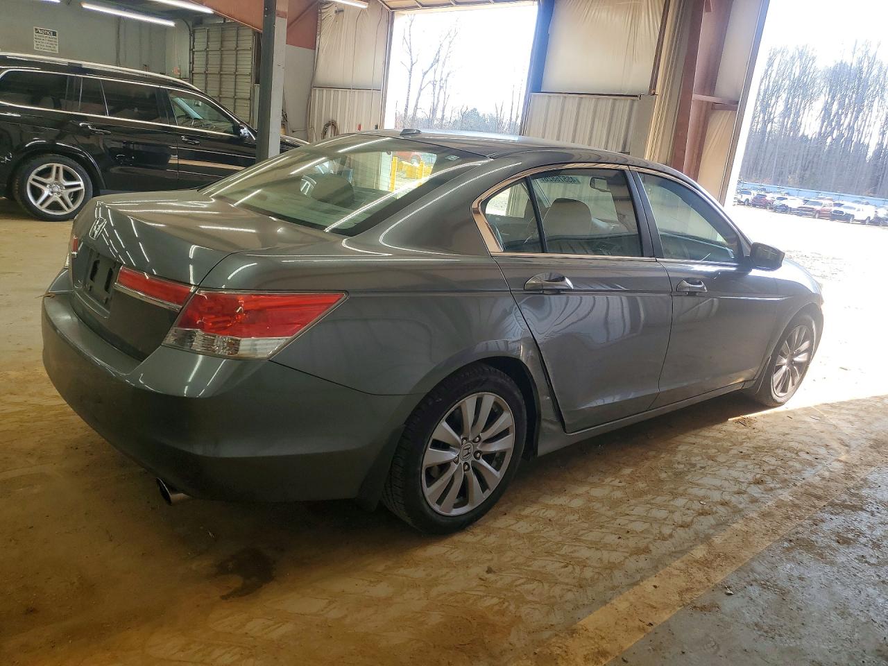 2011 HONDA ACCORD EXL photo 3