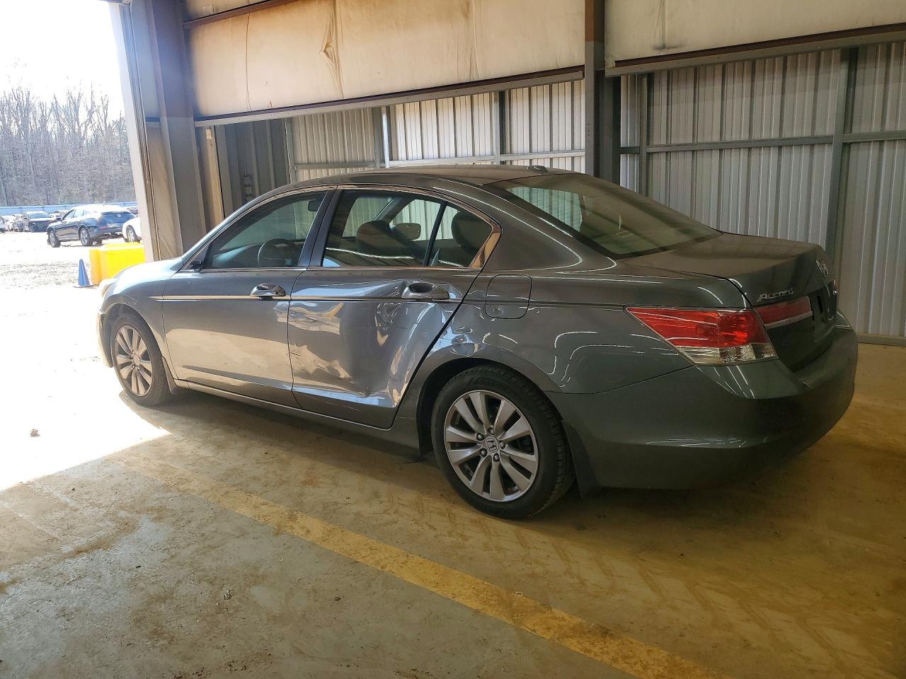 2011 HONDA ACCORD EXL photo 2