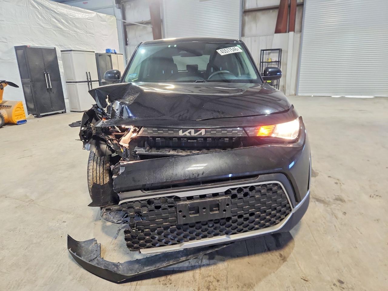 2025 KIA SOUL LX photo 9