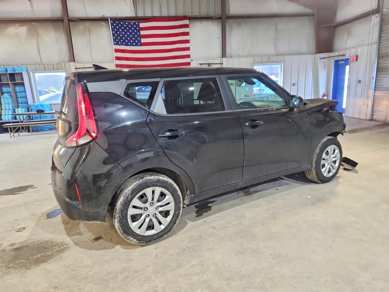 2025 KIA SOUL LX photo 5