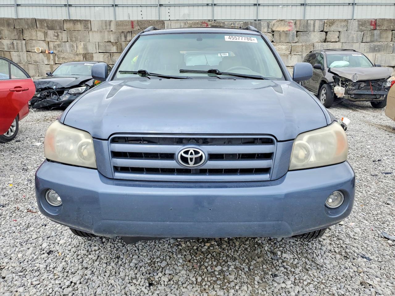 2004 TOYOTA HIGHLANDER LIMITED photo 5