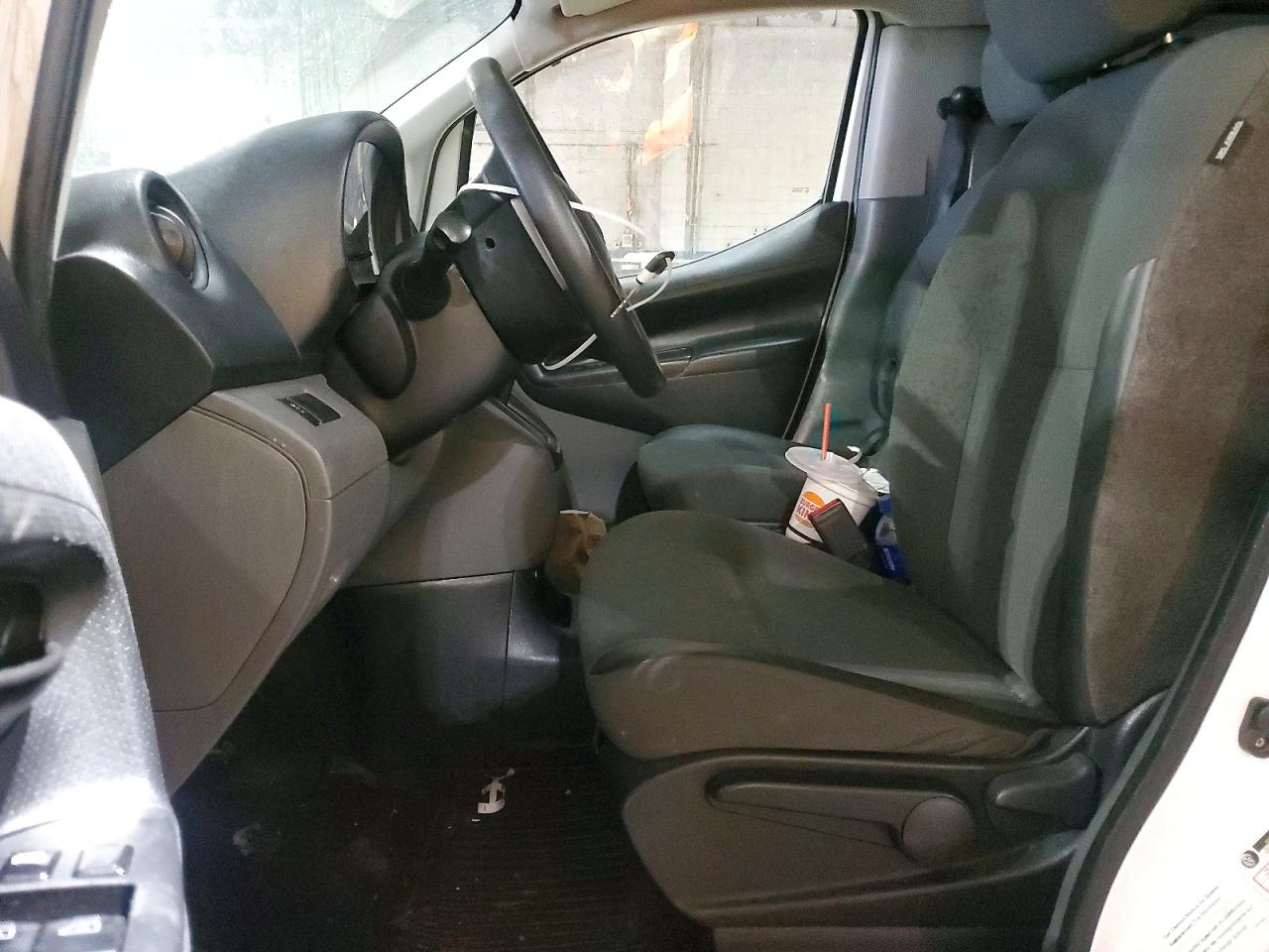 2020 NISSAN NV200 S photo 13
