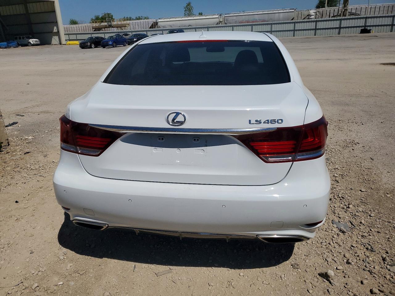 2013 LEXUS LS photo 16