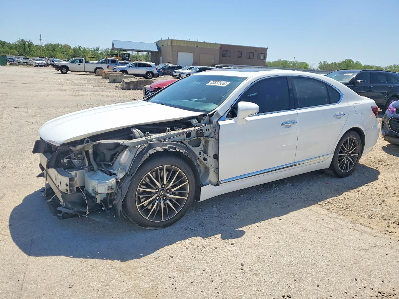 2013 LEXUS LS