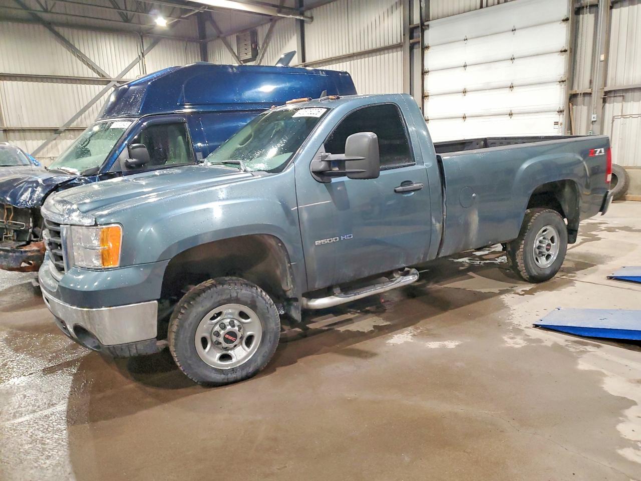 2010 GMC SIERRA