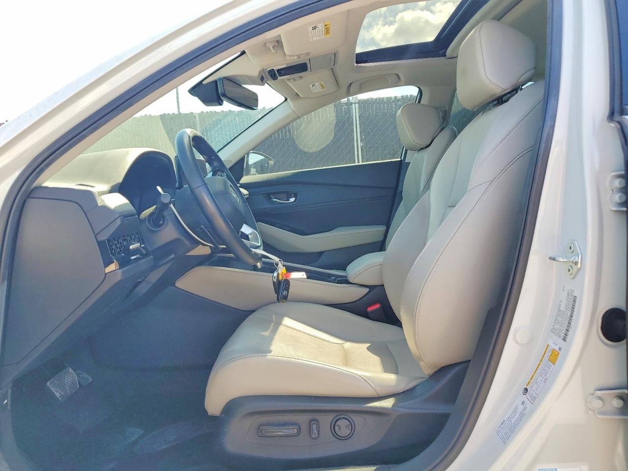 2024 HONDA ACCORD TOURING HYBRID photo 7