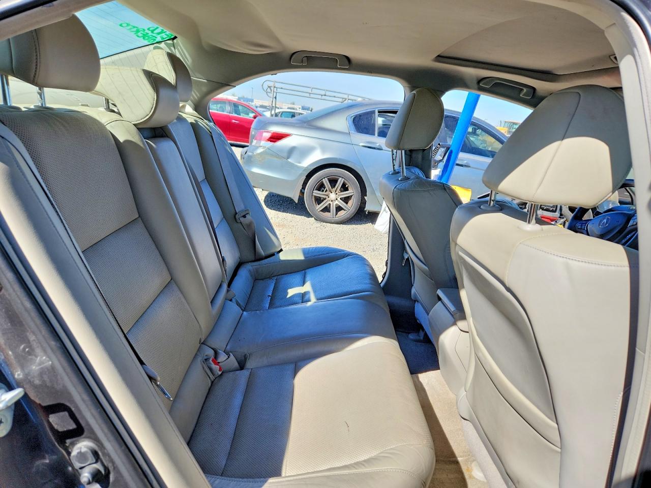 2010 ACURA TSX photo 10