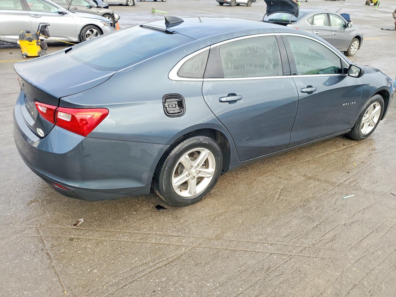 2021 CHEVROLET MALIBU LS photo 5