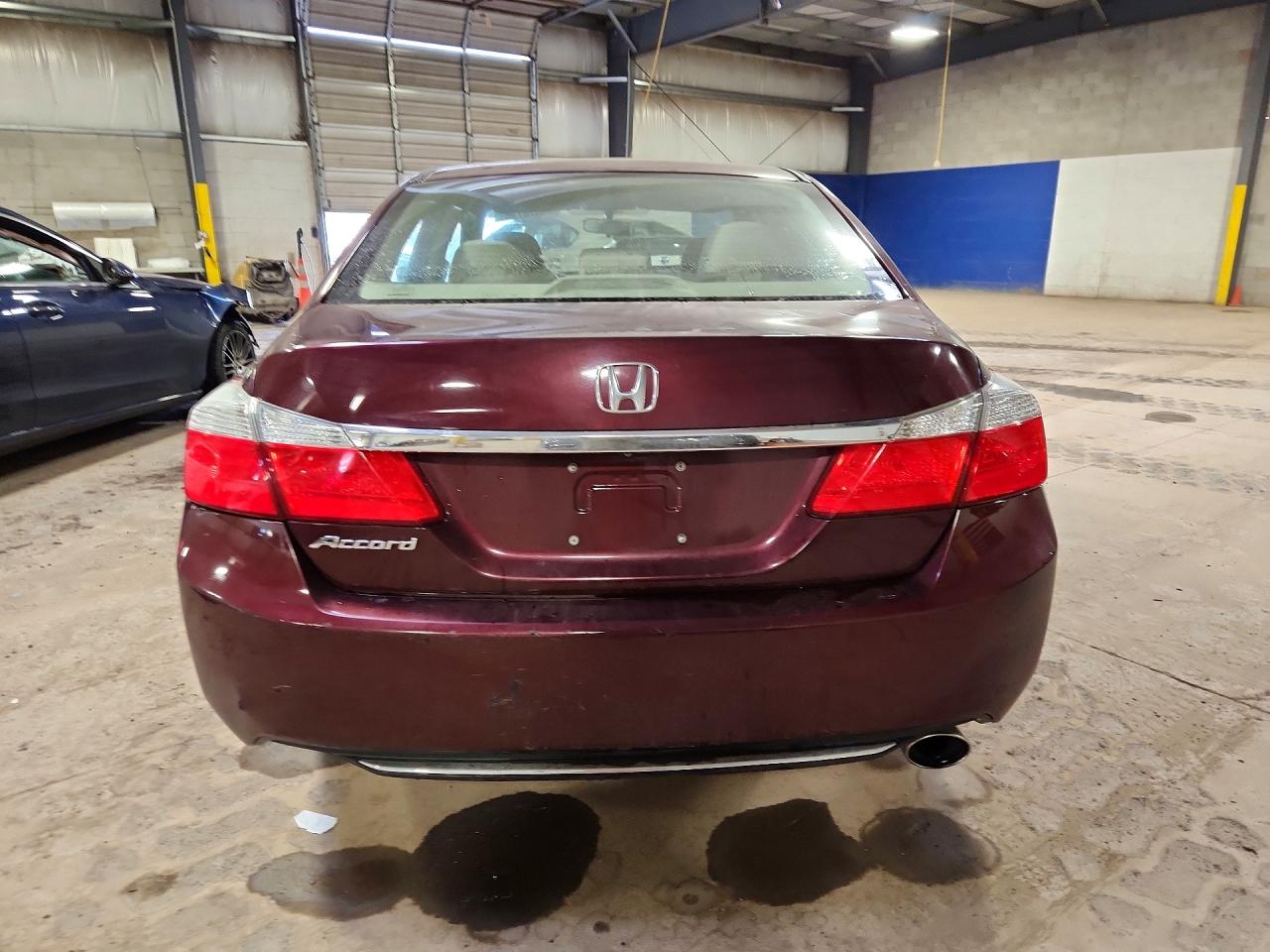 2014 HONDA ACCORD LX photo 11