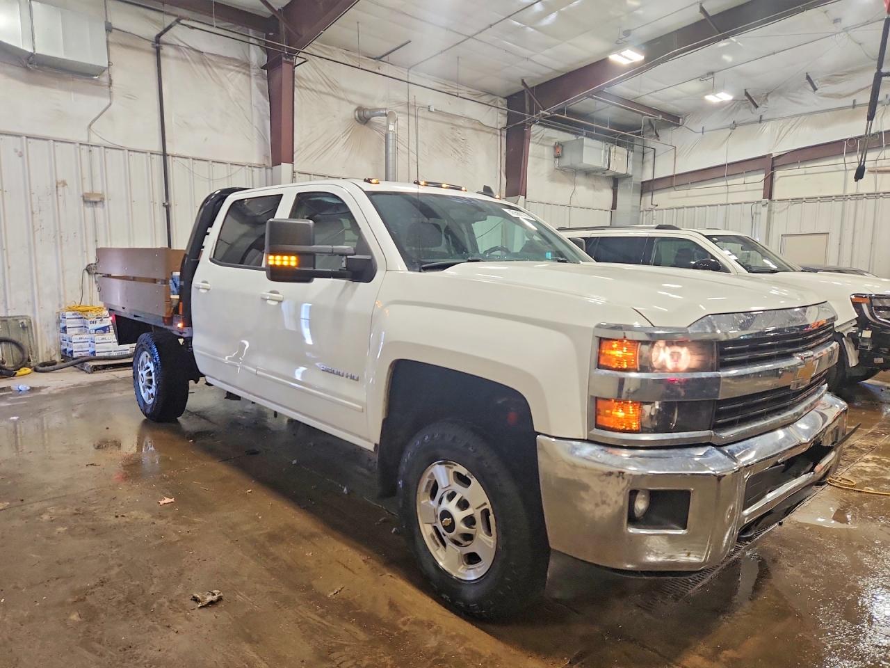 2015 CHEVROLET SILVERADO 2500 FLATBED TRUCK photo 7