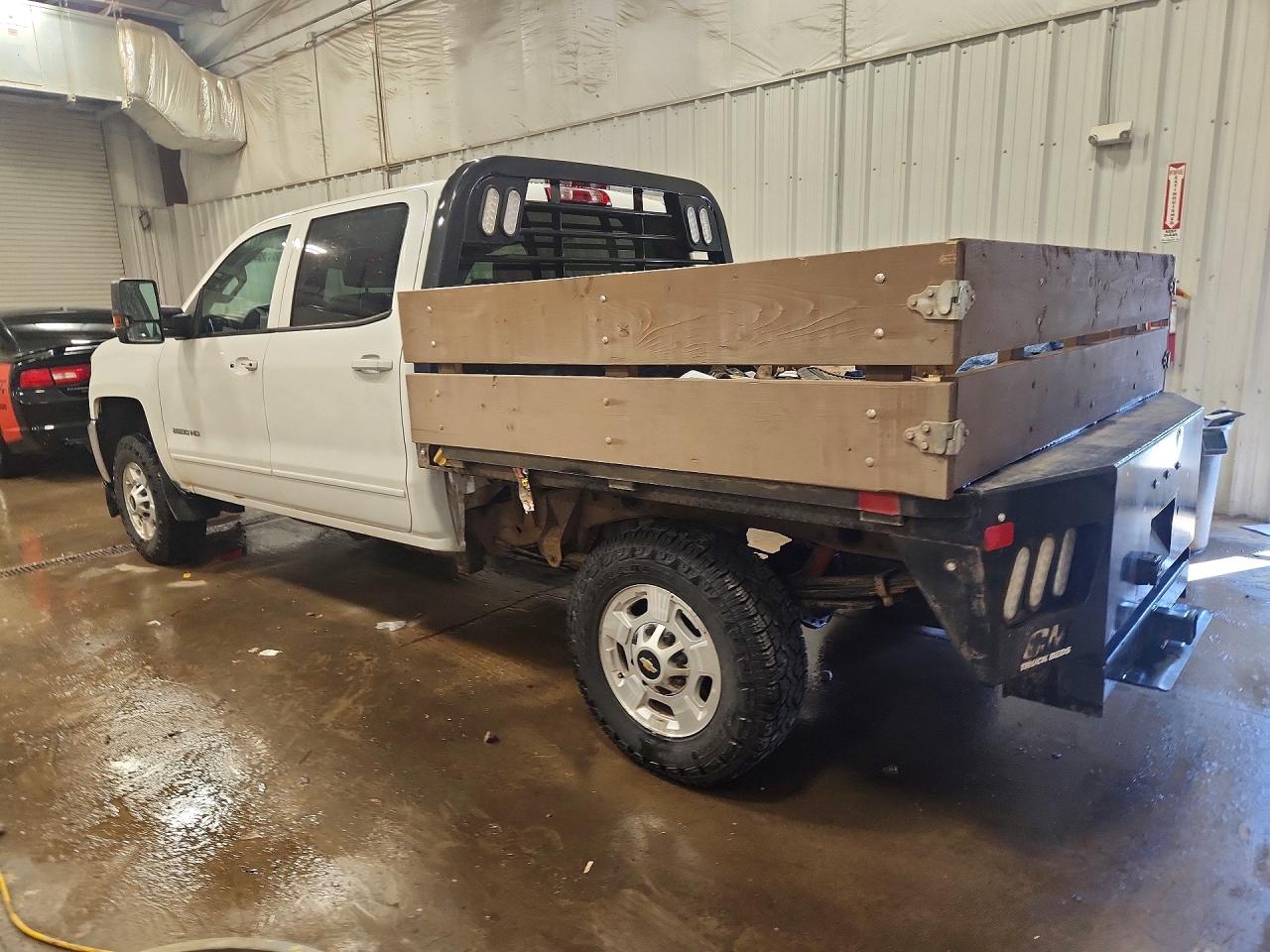 2015 CHEVROLET SILVERADO 2500 FLATBED TRUCK photo 3